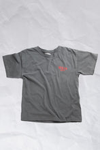 Load image into Gallery viewer, GLITZ T-SHIRT GREY/RED