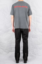 Load image into Gallery viewer, GLITZ T-SHIRT GREY/RED